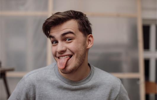 Katedra alternativního a loutkového divadla